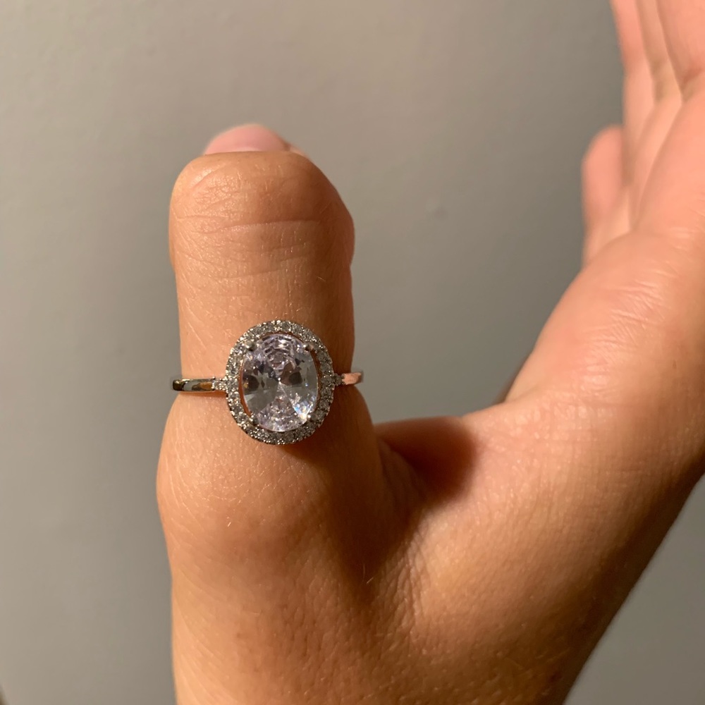 Diamond ring - Picture 3 of 5